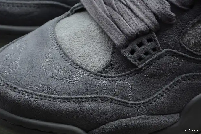 Air 930155-003 4 Jordan x Cool Grey KAWS 0526